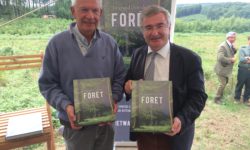 Le Grand Livre de la Forêt
